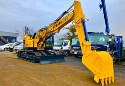 保有車輌&重機　KOMATSU PC138US